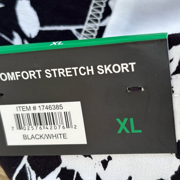 Mario Serrani Ladies' Tummy Control Skort Front Pockets, Black/White XL - Picture 13 of 15